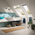 Badezimmer mit zwei VELUX GLU
